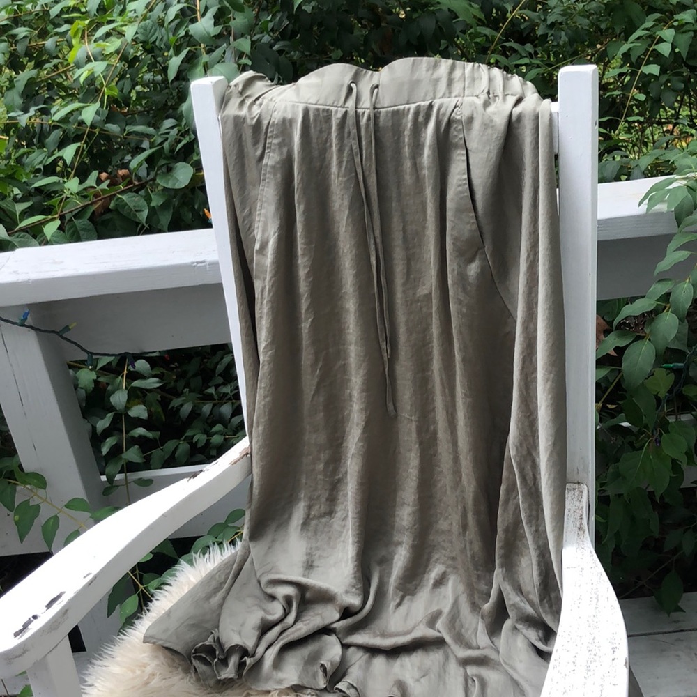 Lou & Grey satin skirt
